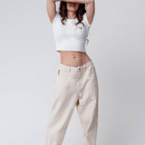 Latte Art | Besticktes Bio Baumwoll Cropped T-Shirt