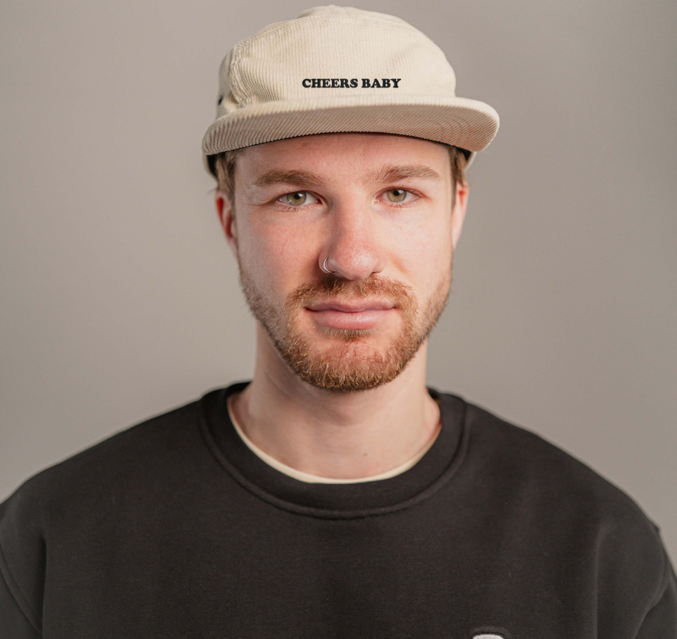 Cheers Baby | Bestickte Bio Baumwoll Cord Cap