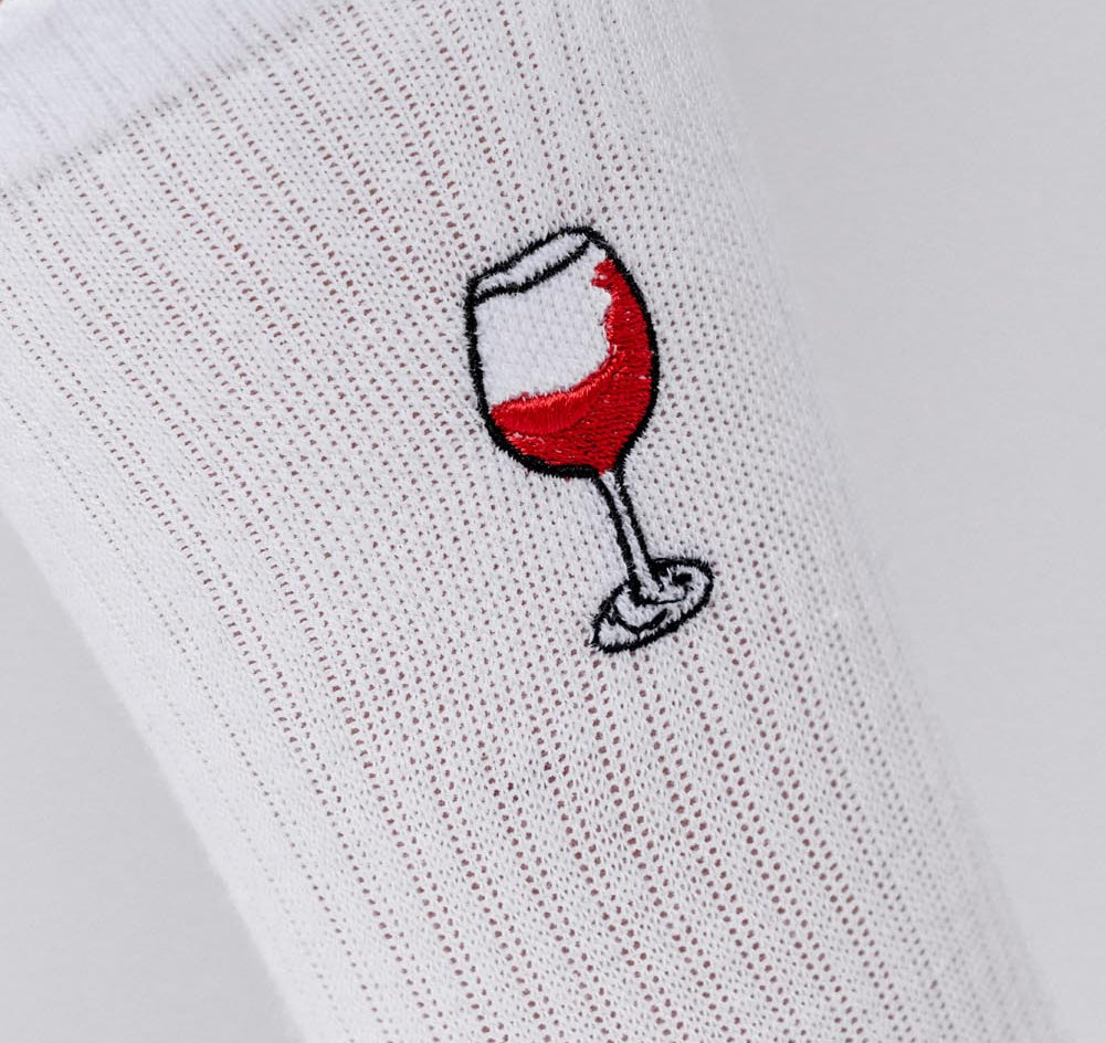 Bicchiere di vino rosso | Calzini di cotone organico ricamati