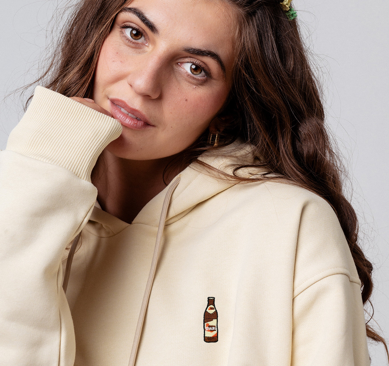 Bazi® | Felpa con cappuccio da donna in cotone biologico ricamata