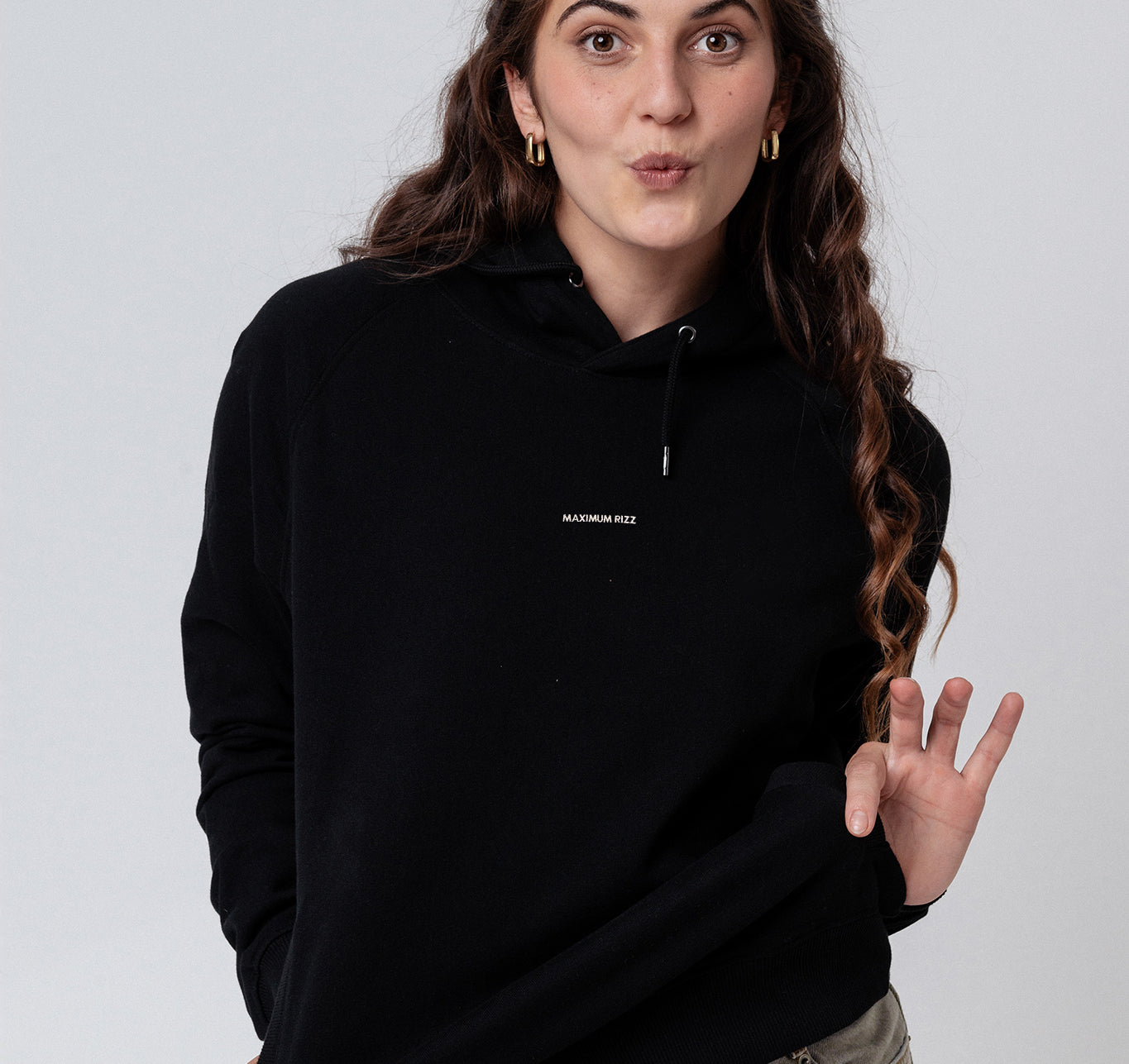Maximum Rizz | Felpa con cappuccio da donna in cotone organico ricamato