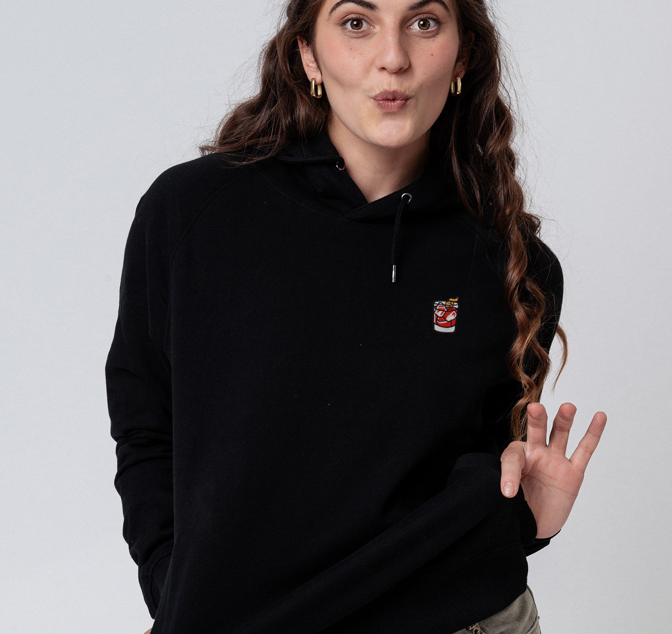 Felpa con cappuccio da donna in cotone biologico ricamata Negroni