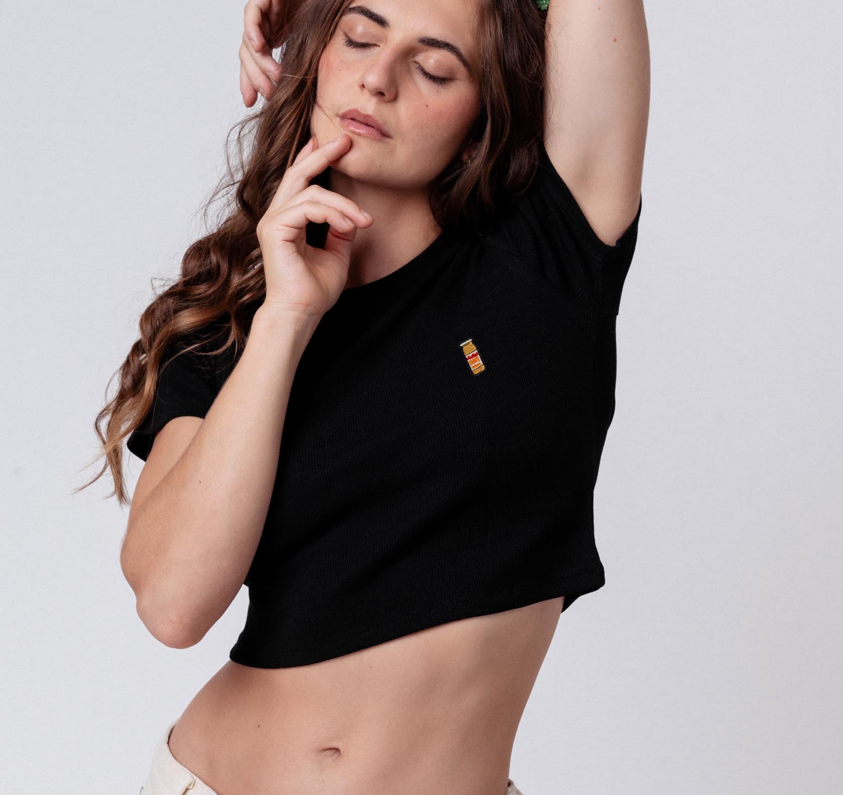 Voelkel Ingwer Shot | Besticktes Bio Baumwoll Cropped T-Shirt
