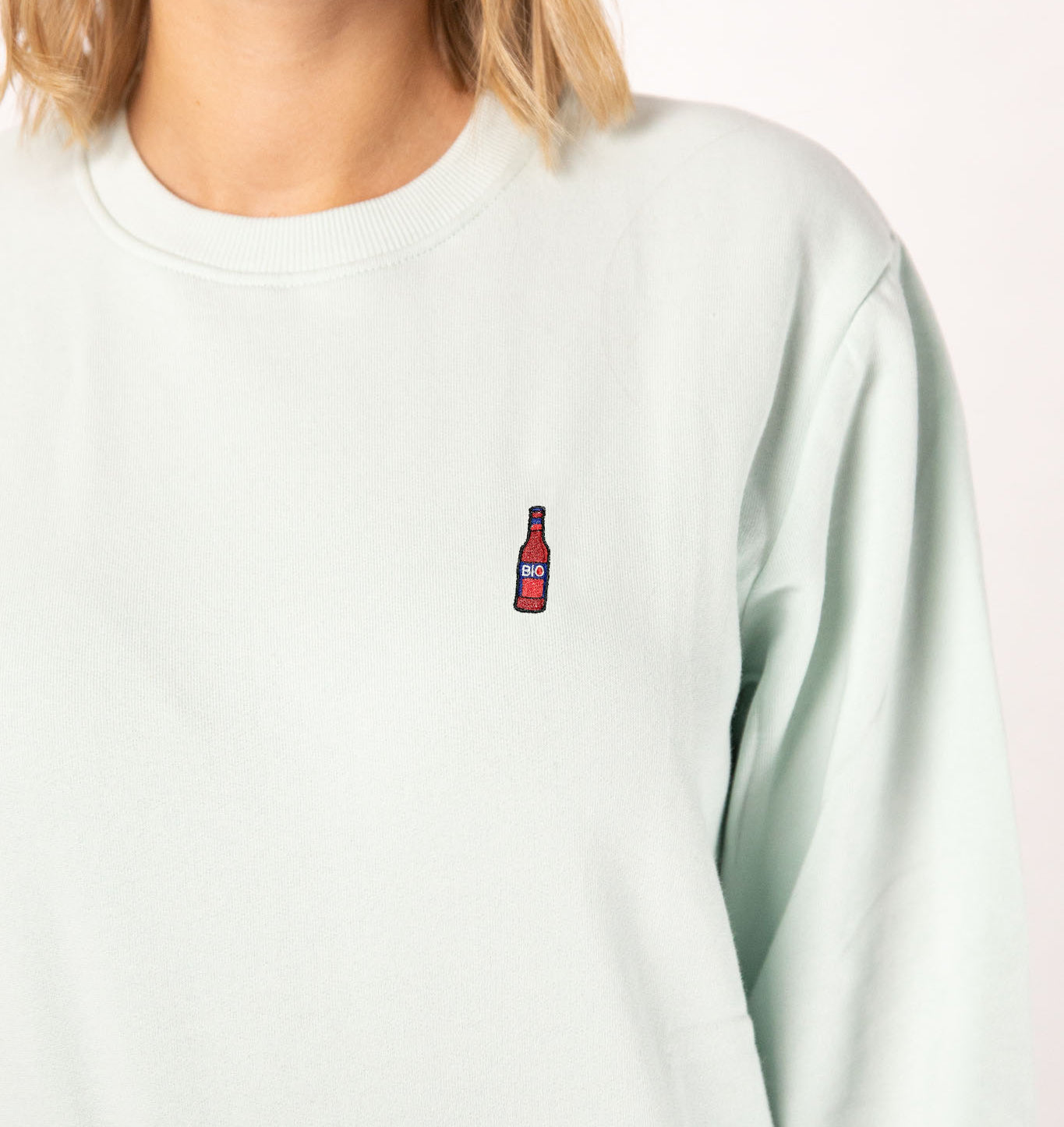 Bionade | Bestickter Bio-Baumwoll Frauen Pullover
