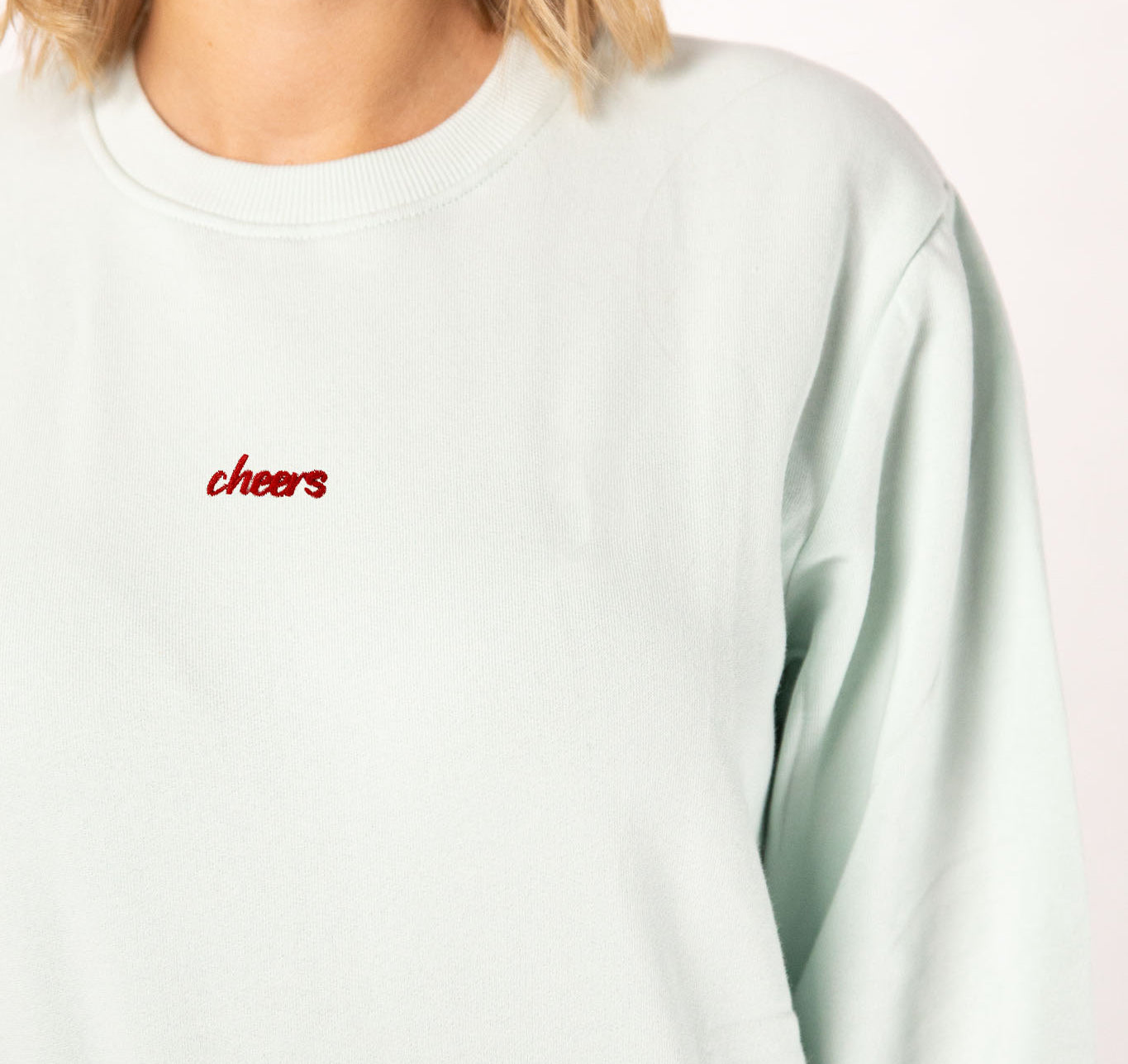 Maglione da donna in cotone organico ricamato Cheers Collection